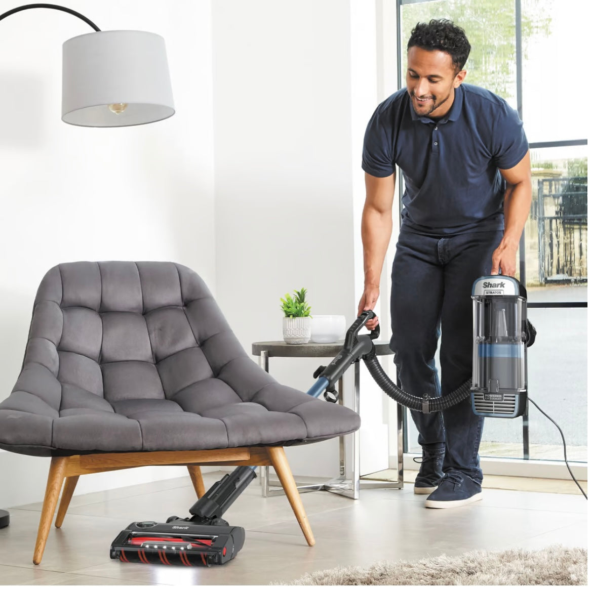 SHARK STRATOS XL PET PRO POWERED LIFT-AWAY WITH ODOUR NEUTRALISER TECHNOLOGY AZ913