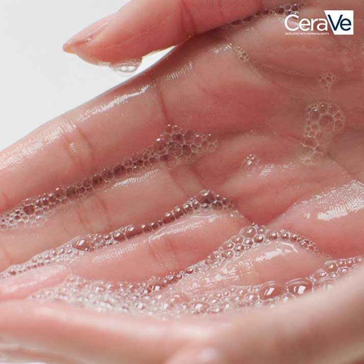 CeraVe Foaming Cleanser for Normal to Oily Skin 236ml with Niacinamide and 3 Essential Ceramides