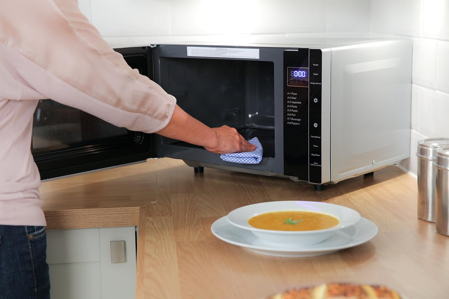 Russell Hobbs RHFM2363S 23 L 800 W Silver Digital Flatbed Solo Microwave with 5 Power Levels, 8 Auto Cook Menus, Easy Clean, Clock and Timer, Automatic Defrost