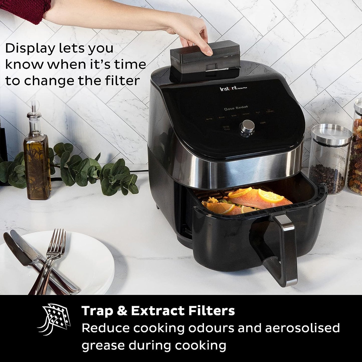 Instant Vortex Plus ClearCook - 5.7L Air Fryer, Stainless Steel, 6-in-1 Smart Programs - Air Fry, Bake, Roast, Grill
