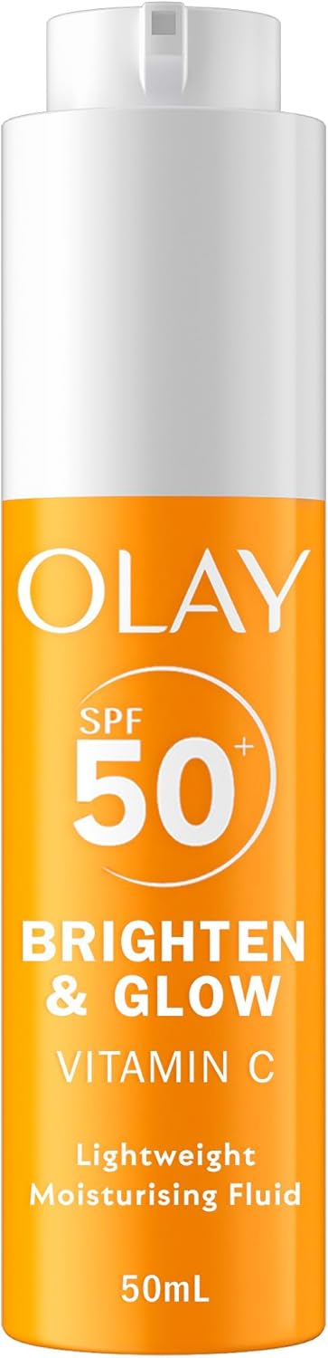 Olay Vitamin C Brighten & Glow 3in1 Moisturising Fluid SPF50+ Hydrating Skincare Moisturiser and Primer with Niacinamide. Hydration, Glow, UV Protection, Corrects Dark Spots 50ml