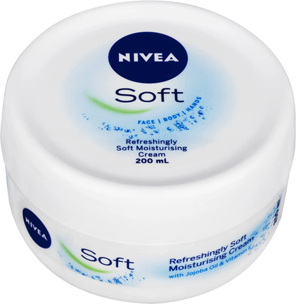NIVEA Soft Moisturising Cream (200ml)