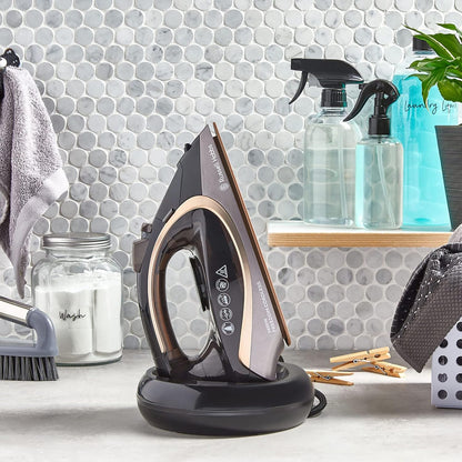 Russell Hobbs Freedom Cordless Steam Iron, RHC580, 2400W (AU Plug), Copper Coated Ceramic Soleplate to Store Heat, 135g Shot + 40g Continuous Steam, Variable Temperature Settings, Black