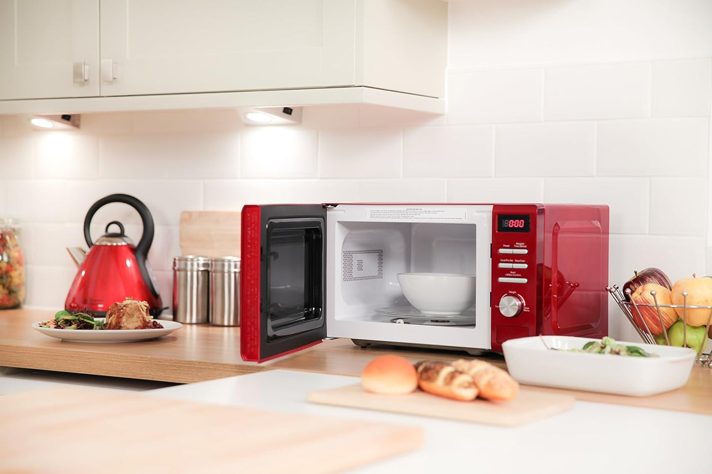 Russell Hobbs RHM2064R 20 Litre 800 W Red Digital Heritage Microwave with 5 Power Levels, Automatic and Weighted Defrost Settings, 8 Auto Cook Menus, Clock.