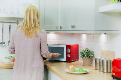 Russell Hobbs RHMM701R 17 Litre 700 W Red Solo Manual Microwave with 5 Power Levels, Ringer & Timer, Defrost Setting, Easy Clean